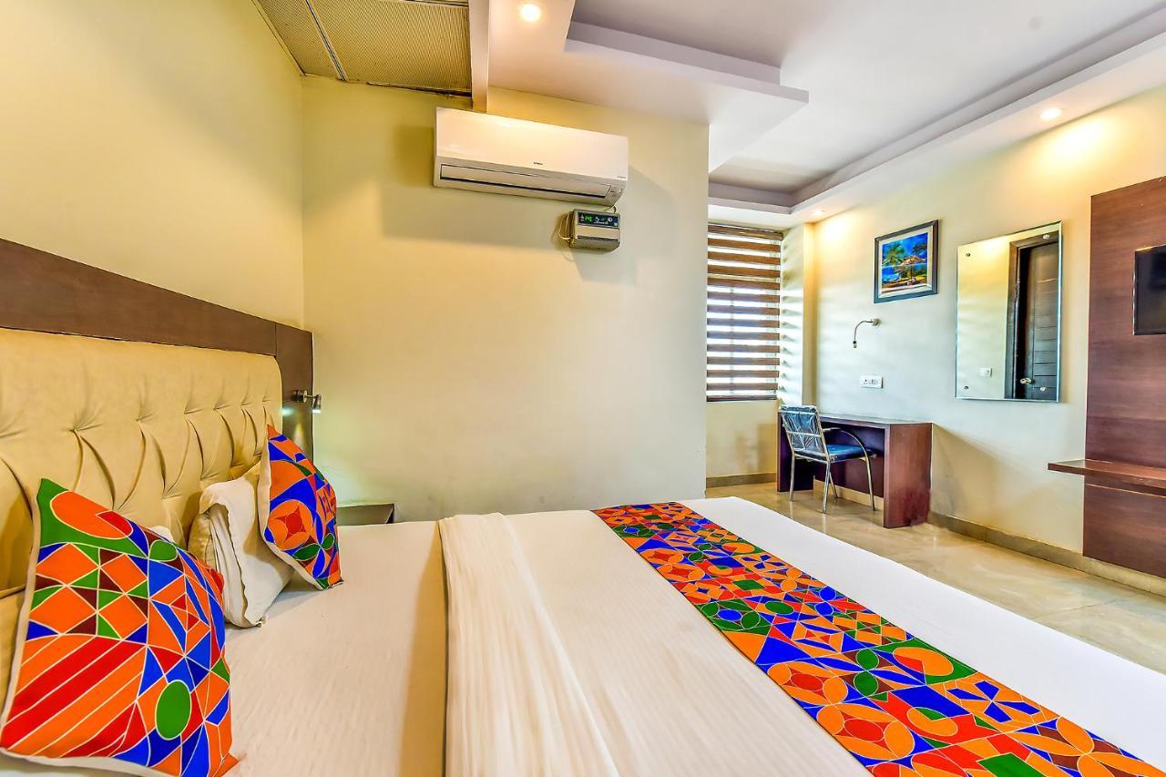 Fabhotel Surya Residency Dehradun Luaran gambar