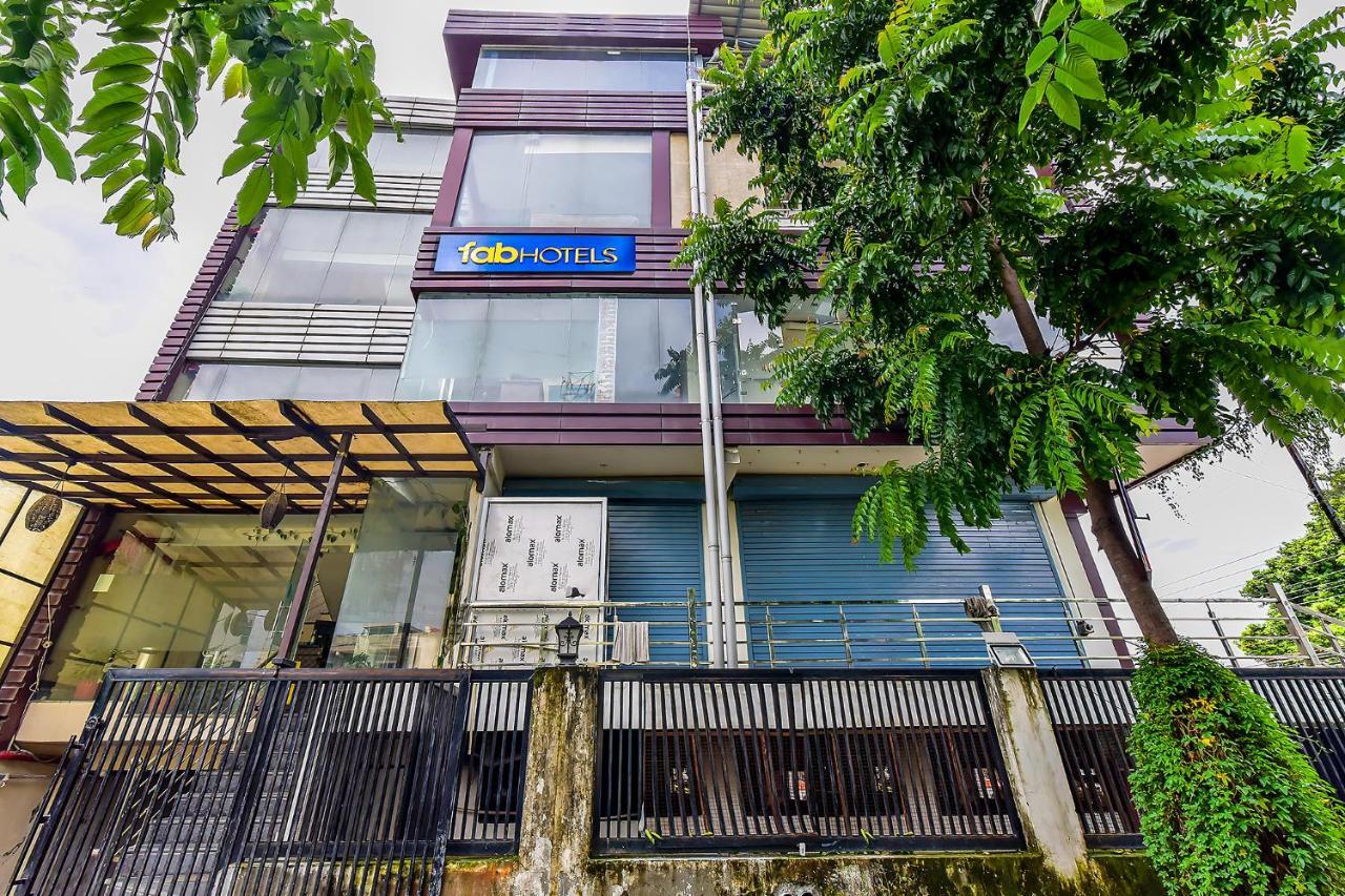 Fabhotel Surya Residency Dehradun Luaran gambar